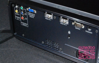 Illustration for article titled Eyes On the Mitsubishi HC4900U, Cheapest 1080p Projector in the World